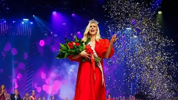 Savaş pilotu, Amerika güzeli seçildi