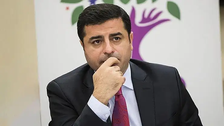 Selahattin Demirtaş'tan Hapisteki Belediye Başkanları İçin Çağrı!