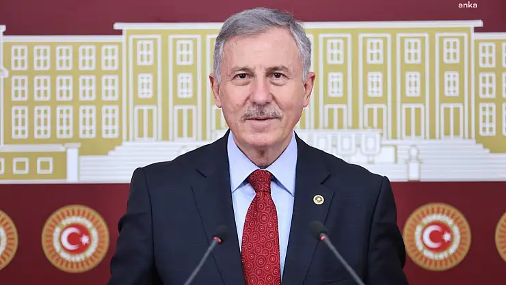 Selçuk Özdağ: 'Katliamcı Trump'a niye dostum Trump deniliyor?'