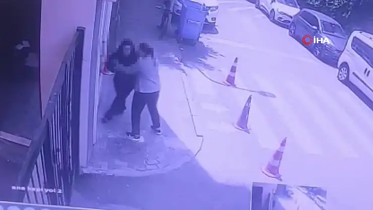 Sınıf arkadaşını okul tuvaletinde bıçakladı