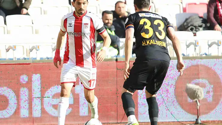 Sivasspor'dan Farklı Galibiyet! Kayserispor'u 5-2 Mağlup Etti