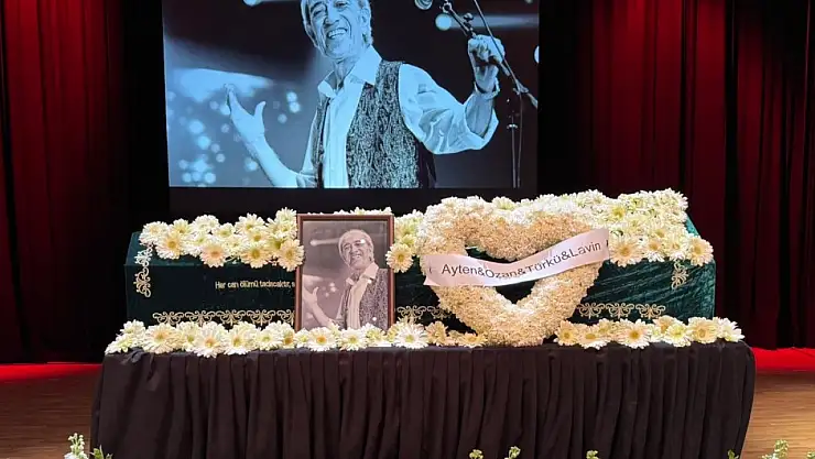 Son yolculuğuna uğurlanan Edip Akbayram'ın son sözleri dikkat çekti