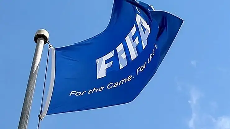 Süper Lig Ekibine 3 Dönem Transfer Yasağı Verildi