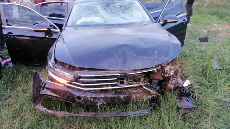 Sürücüsünün kontrolünden çıkan otomobil takla attı