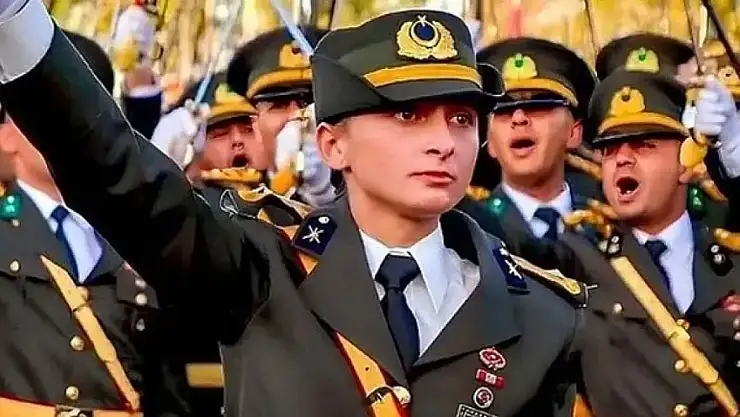 Teğmen Ebru Eroğlu'nun TSK'ya Dönüş Talebine Mahkemeden Ret