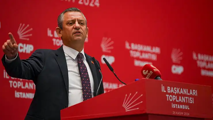 Teğmenler Tartışması Bitmek Bilmiyor! Özgür Özel'den Teğmenlerle İlgili Dikkat Çeken Açıklama!