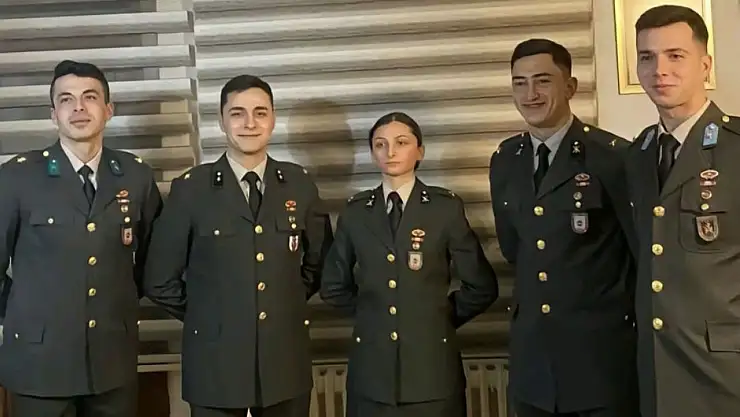 Teğmenlerin ihraç kararının gerekçesi: 'Atatürk'ün askerleriyiz lafı amacı dışında kullanıldı'
