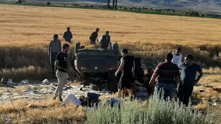 Tekvando Ekibi Kaza Yaptı: 1 Ölü, 4 Yaralı