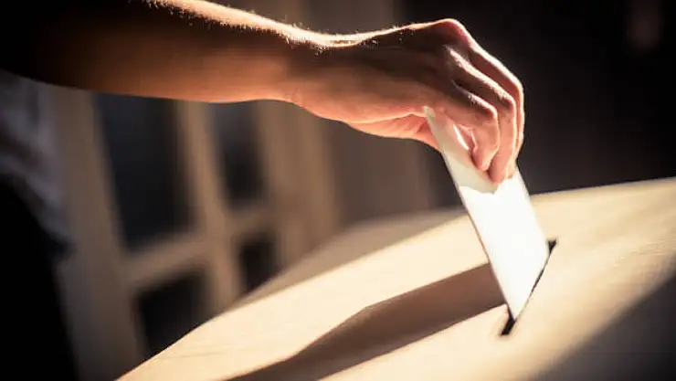 Temmuz Ayı Seçim Anketinde Sonuçlar Şaşırtıcı Oldu! AK Parti-CHP Arasındaki Fark Artıyor