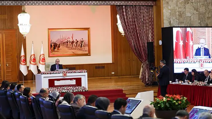 Terörsüz Türkiye komisyonunda yaşanan tartışma nedeniyle DEM Parti toplantıyı terk etti!