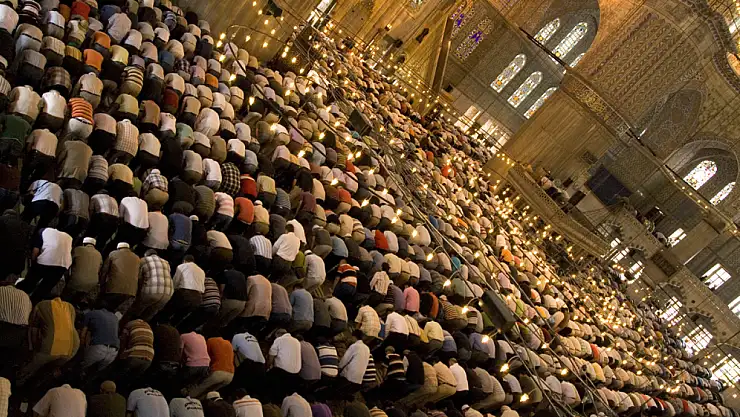 Teşrik Tekbiri Nedir? Hükmü Nedir? Nasıl Getirilir?