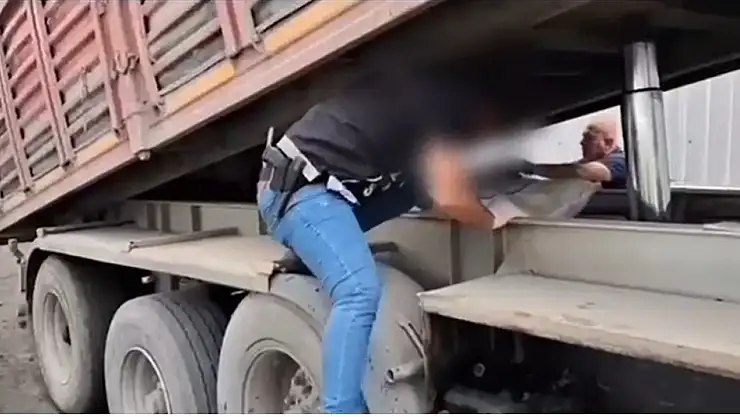 Tır dorsesinde 45 kilo uyuşturucu ele geçirildi