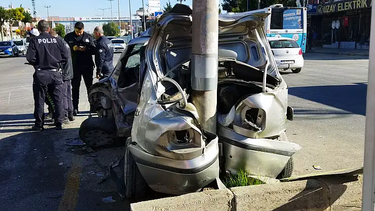 Trafik kazasında şaşırtan görüntü