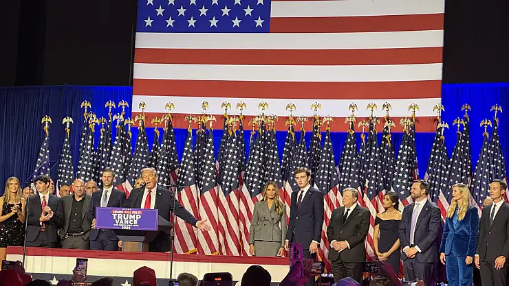 Trump ABD'nin 47'nci Başkanı Oldu! Zafer Konuşmasında 'Yeni bir starımız var Elon' Dedi