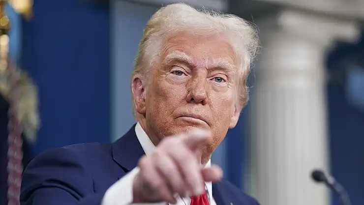 Trump, Avrupa Birliği'ne yüzde 50 gümrük vergisi uygulanmasını önerdi