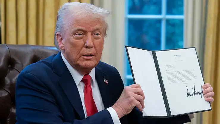 Trump'tan Çin'e Vergi Tehdidi