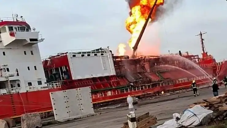 Ukrayna'da Türk Bayraklı Tankere Drone Saldırısı