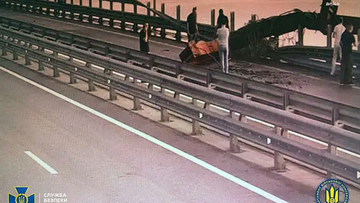 Ukrayna, Kırım Köprüsü'nü su altı patlayıcılarıyla vurduğunu açıkladı, Rusya, köprüyü kapattı