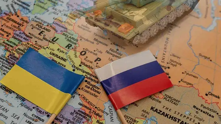 Ukrayna Rusya'nın denizaltısını vurdu!