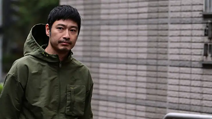 Ünlü Oyuncu Yasama Meclisinin basılmasından Dolayı Hapis Cezası Aldı