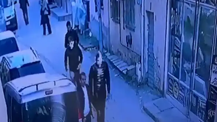 Vatandaşları sahte polis kimliği ile gasbeden  şahıslar yakalandı