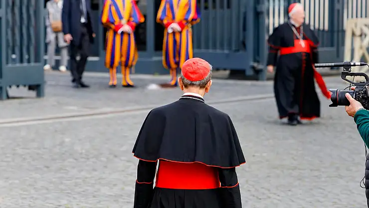 Vatikan'da yeni papa için seçim süreci 7 Mayıs'ta başlayacak