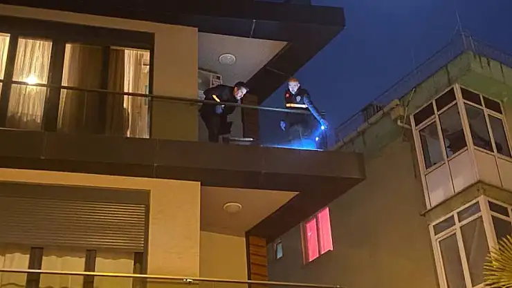 Yaşlı adam balkondan düşerek hayatını kaybetti
