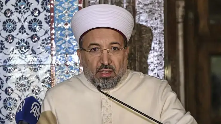 Diyanet İşleri Başkanı Safi Arpaguş'un döneminin ilk Cuma Hutbesinde ticaret ahlakı vurgusu