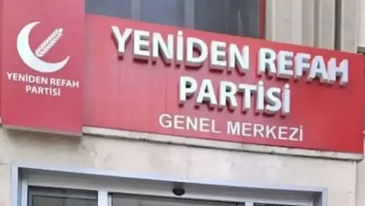 Yeniden Refah Partisi'nde  İstifa Depremi