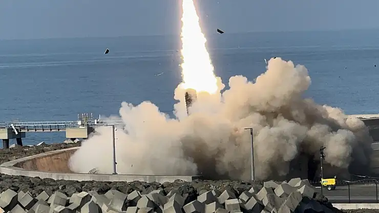 Yerli Balistik Füzesi Tayfun'un Rize-Artvin Havalimanı'ndan 3. Kez Test Atışı Gerçekleştirildi