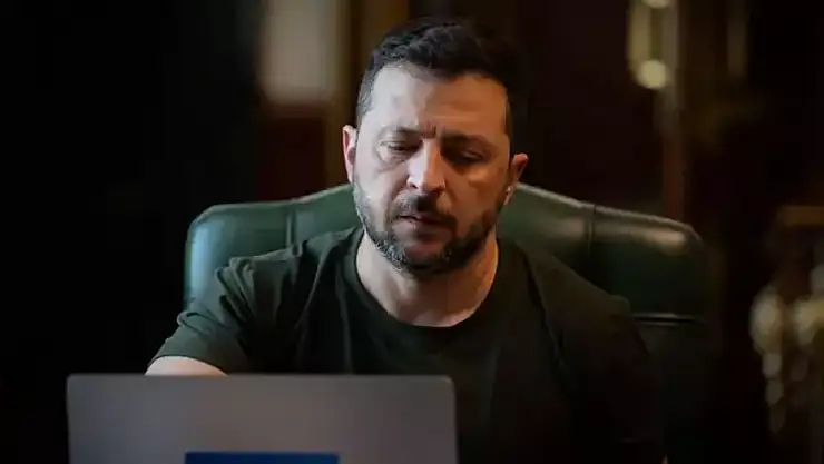 Zelenskiy, 'barış planını' görüşmek için ABD'ye gidecek