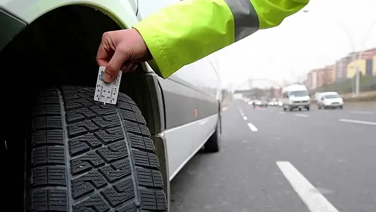 Zorunlu Kış Lastiği Uygulaması  Başlıyor! 5 Ay Sürecek