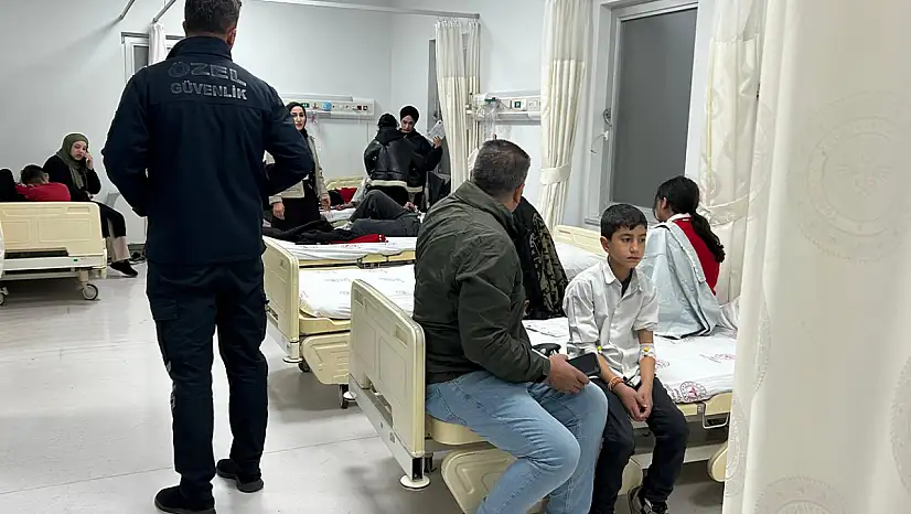 120 öğrenci gıda zehirlenmesi şüphesiyle tedavi altına alındı