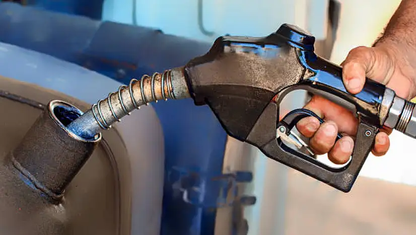 Sürücülerin Dikkatine: Akaryakıta Dev Zam Geliyor!