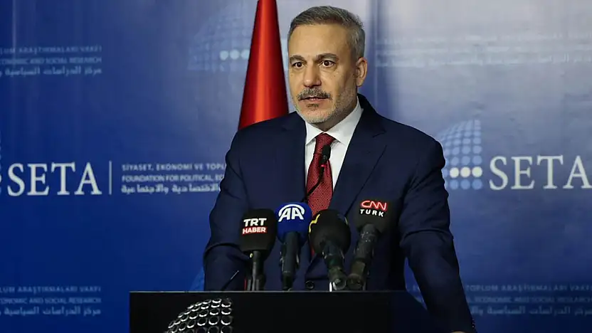 Bakan Fidan'dan YPG'ye Net Uyarı Silahlı Unsurlar Suriye Ordusuna Bağlanmalı