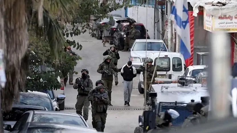 Batı Şeria'da İsrail Baskınları 21 Filistinli Gözaltında