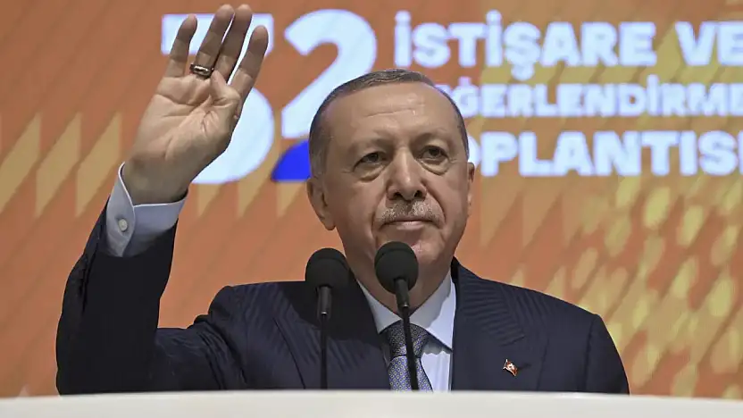 Cumhurbaşkanı Erdoğan: 'Türkiye, iç gündemlerle meşgul edilerek değişimin dışında bırakılmak isteniyor'