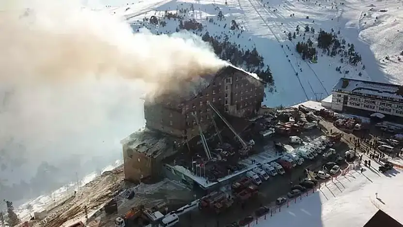 Grand Kartal Otel Yangını İddianamesinde 13 Şüpheliye 1998'er Yıla Kadar Hapis İstemi