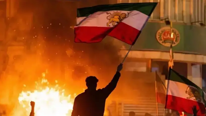 İran'daki Protestolarda Can Kaybı Yaklaşık 2 Bine Yükseldi