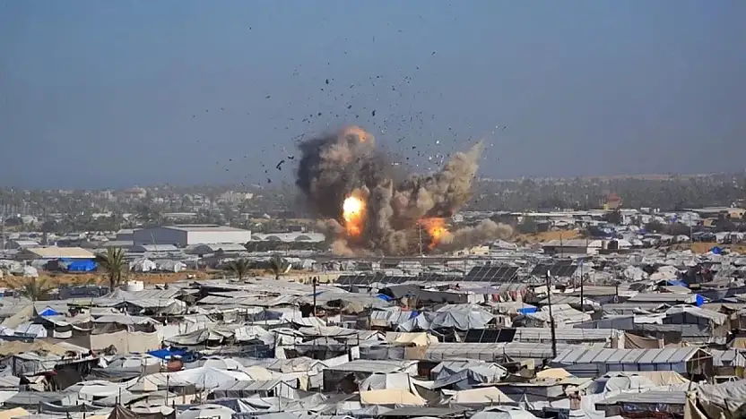 İsrail Ateşkese Rağmen Gazze'ye Saldırmaya Devam Ediyor