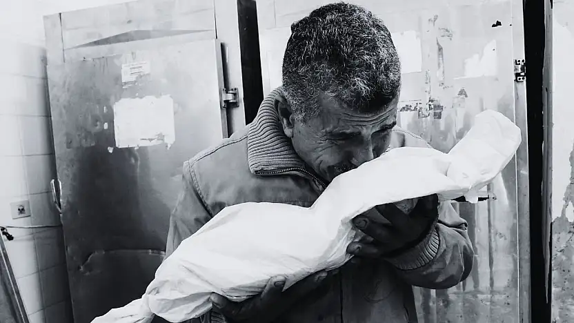 İsrail'in Gazze Şeridi'ne Saldırılarında Can Kaybı 71 Bin 412'ye Yükseldi