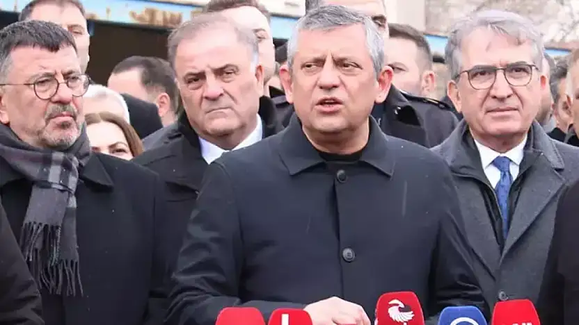 Özgür Özel Deprem Zamanı 21 Yıllık Bir İktidar Vardı