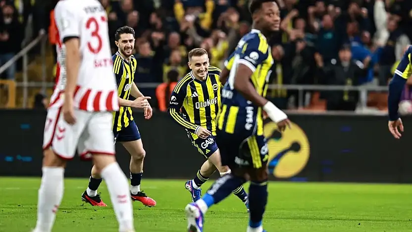 Samsunspor'u 2 Golle Geçen Fenerbahçe Süper Kupa'da Adını Finale Yazdırdı