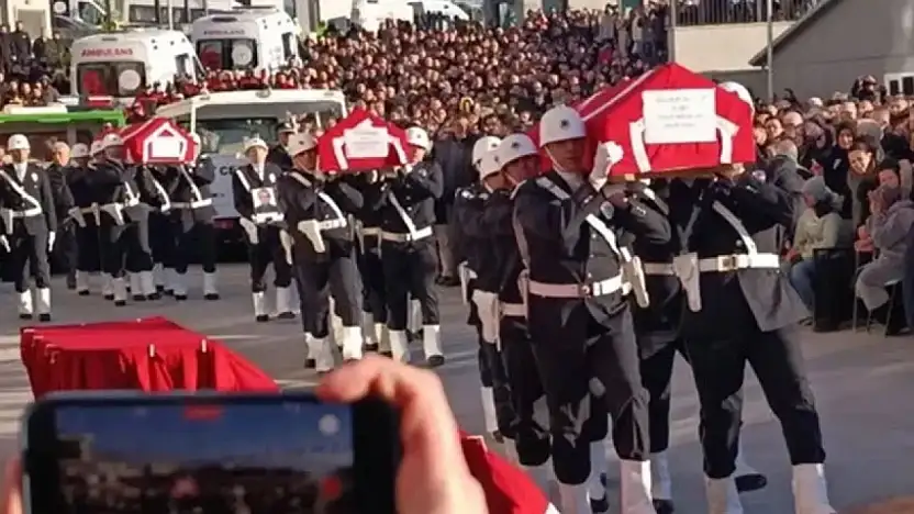 Yalova Emniyeti'nde Şehit Polisler İçin Tören