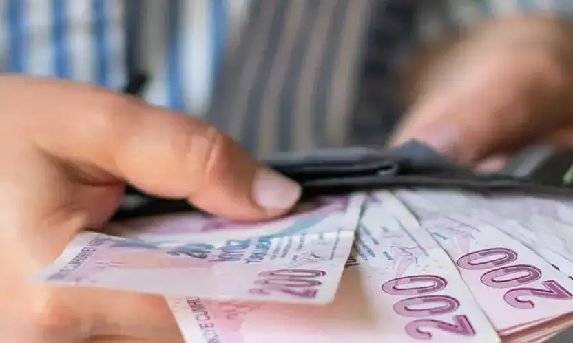 Asgari Ücrette Üçüncü Toplantıyı Beklerken Zam Senaryoları