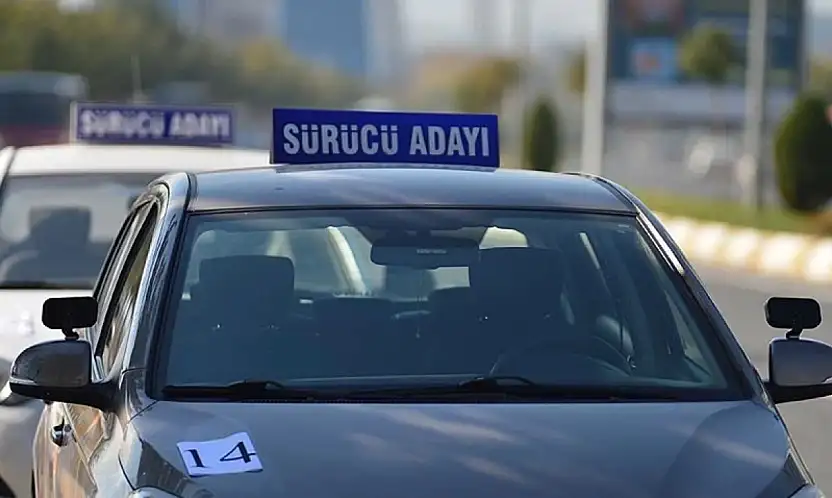 AYM, Aday Sürücü Düzenlemesini Anayasa'ya Aykırı Bularak İptal Etti