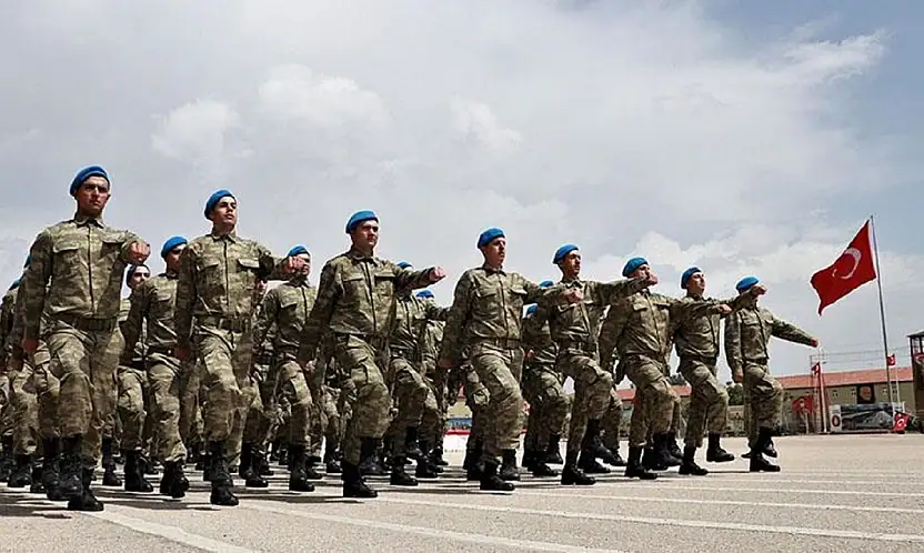 Bakan Açıkladı Yeni Askerlik Düzenlemesi Geliyor