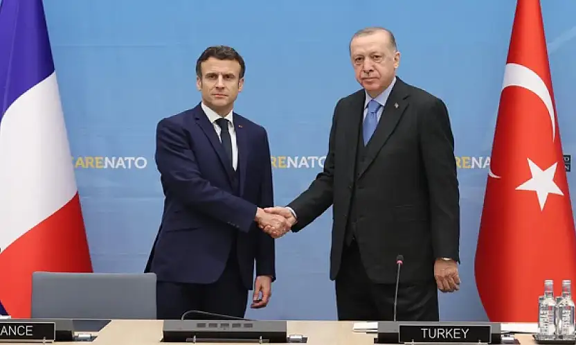 Cumhurbaşkanı Erdoğan, Macron'la Görüştü