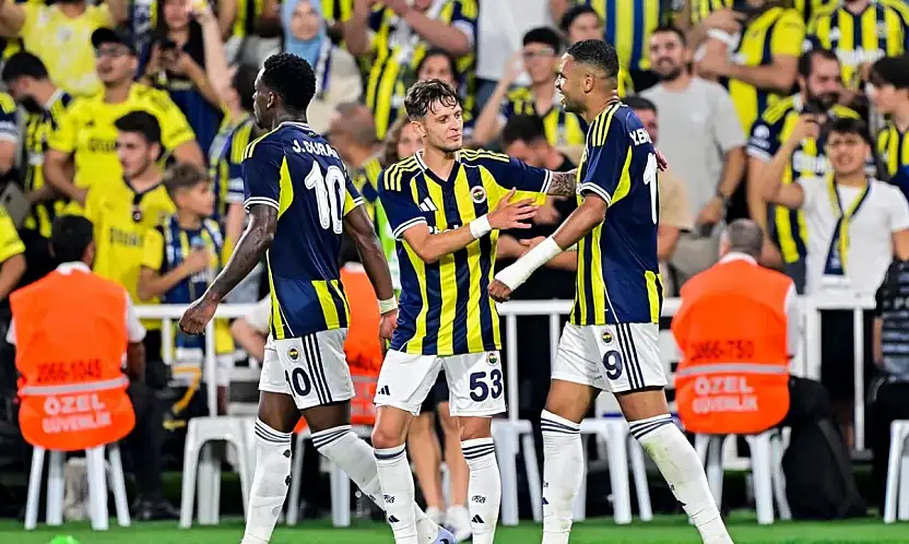 Fenerbahçe'den Feyenoord'a 5 Gollü Darbe