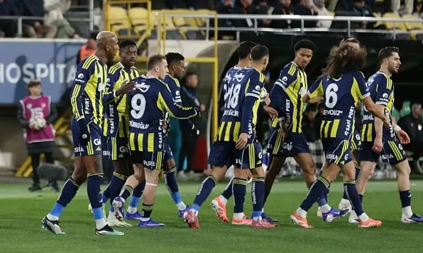 Fenerbahçe Zorlu Alanya Deplasmanında Kazandı Zirve'de Puan Farkı 1'e Düştü